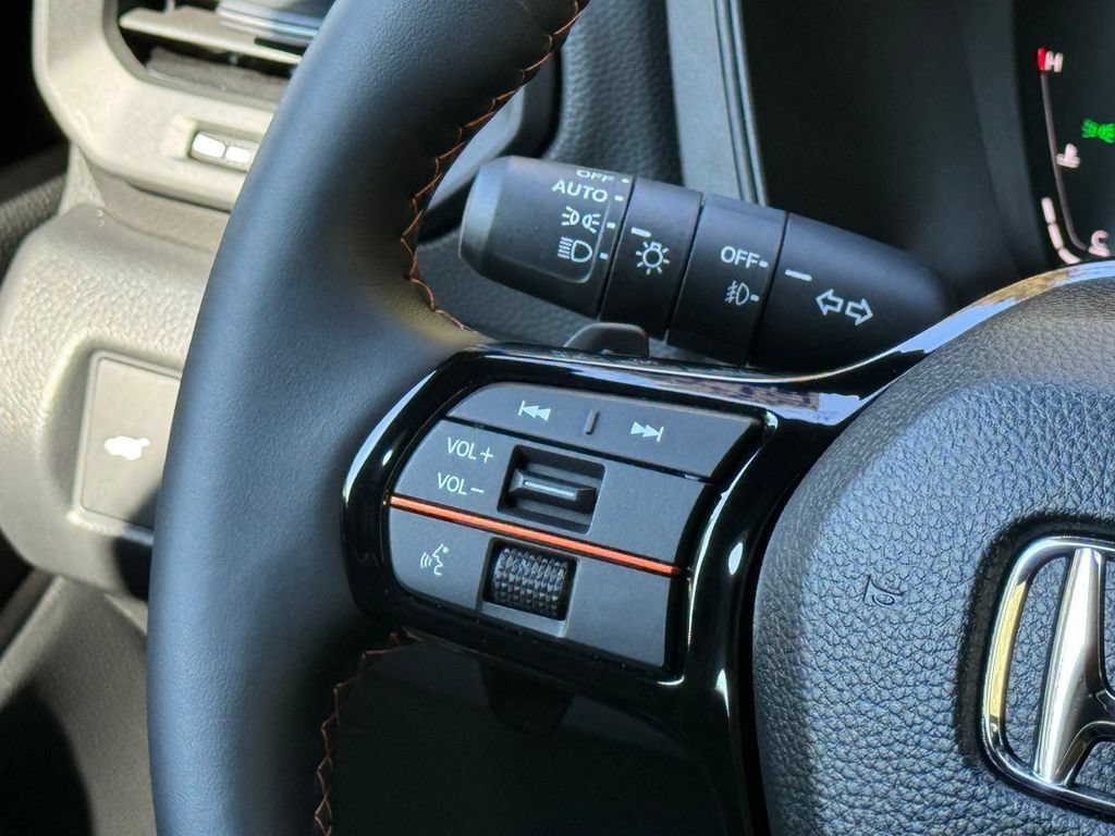 Used 2026 Honda Pilot TrailSport image 26