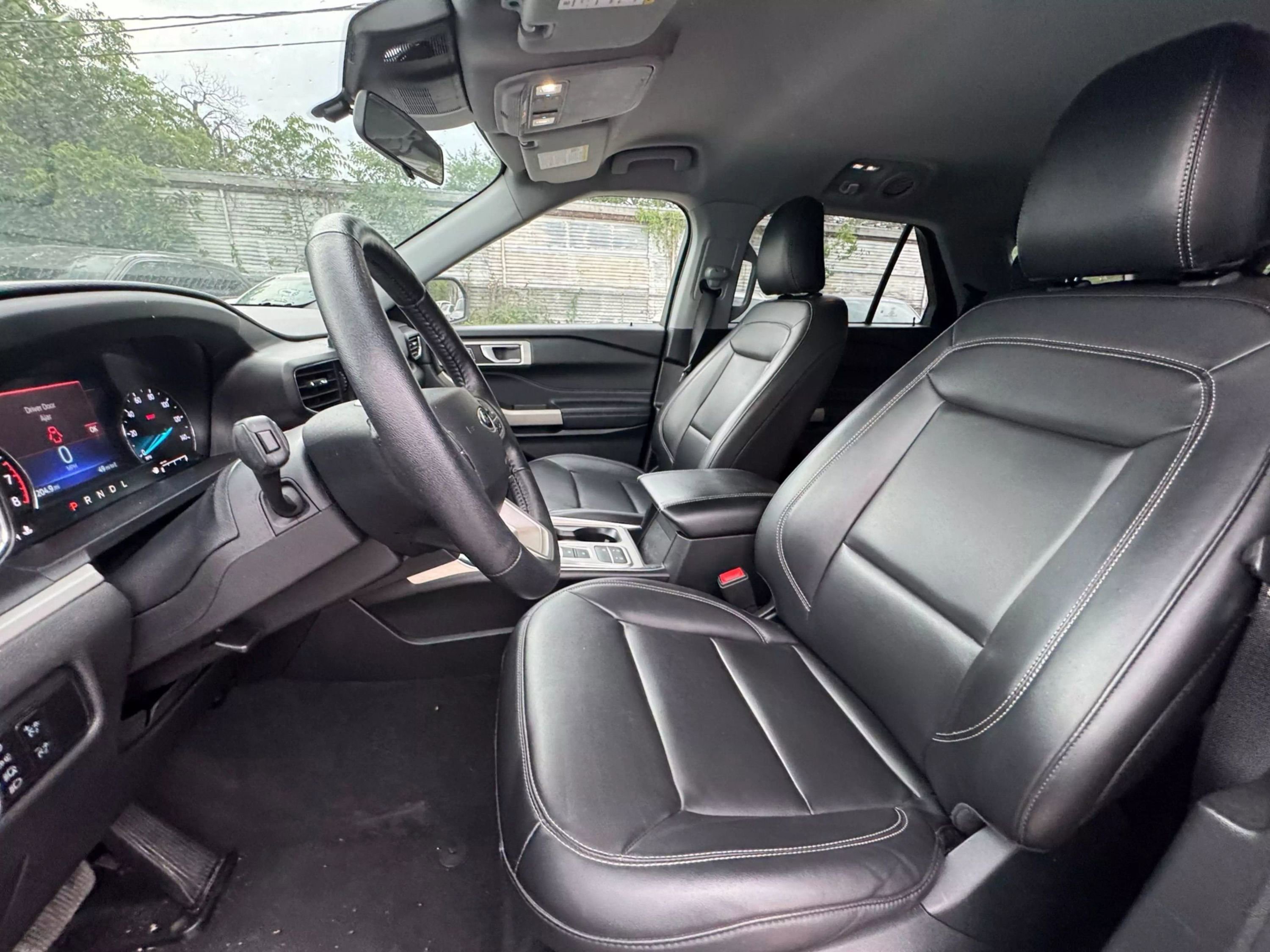 Used 2023 Ford Explorer XLT w/ Equipment Group 202A image 23