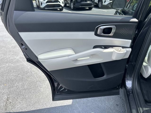 Used 2025 Kia Sorento S w/ Panoramic Sunroof Package FWD image 21