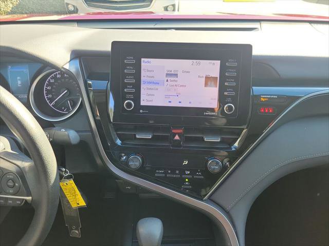 Certified 2022 Toyota Camry LE image 21
