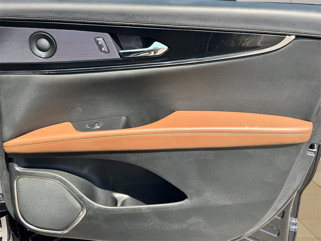 Used 2022 Lincoln Nautilus Reserve w/ Equipment Group 201A image 29