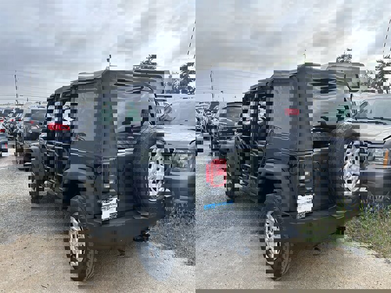 Used 2015 Jeep Wrangler Unlimited Sport w/ Trailer Tow Group image 25