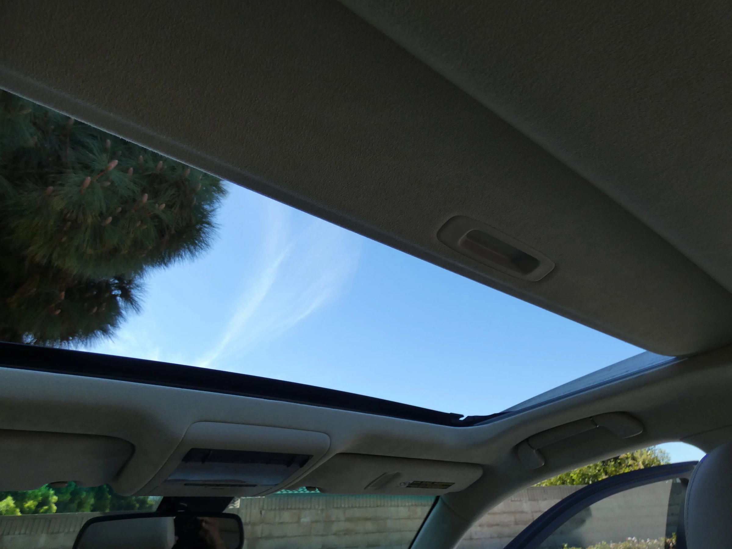 Used 2010 Lexus LS 460 L image 41