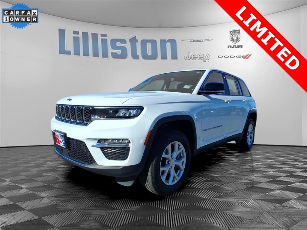Used 2023 Jeep Grand Cherokee Limited image 3