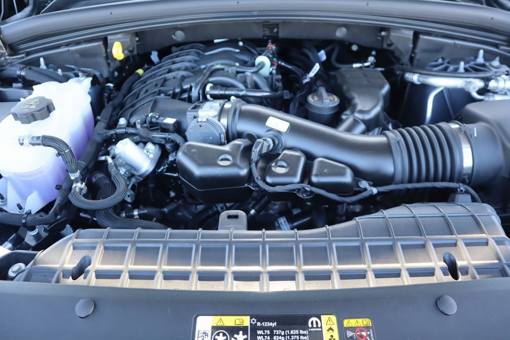 New 2025 Jeep Grand Cherokee L Laredo w/ Luxury Tech Group I image 20