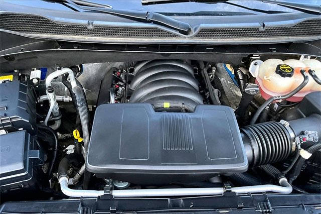 Used 2025 Chevrolet Silverado 1500 LT Trail Boss w/ Convenience Package II image 32