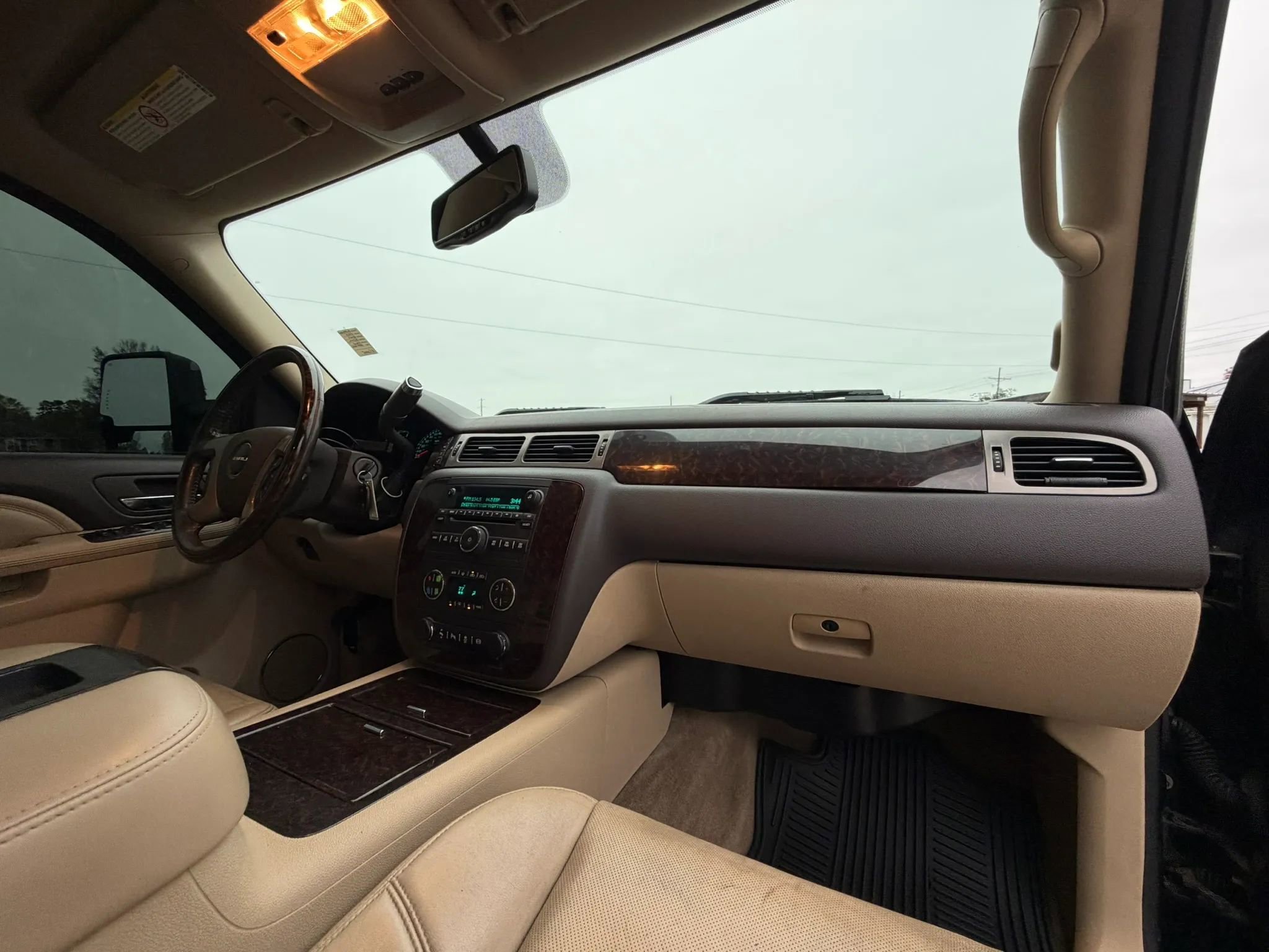 Used 2013 GMC Sierra 2500 Denali AWD/4WD image 26