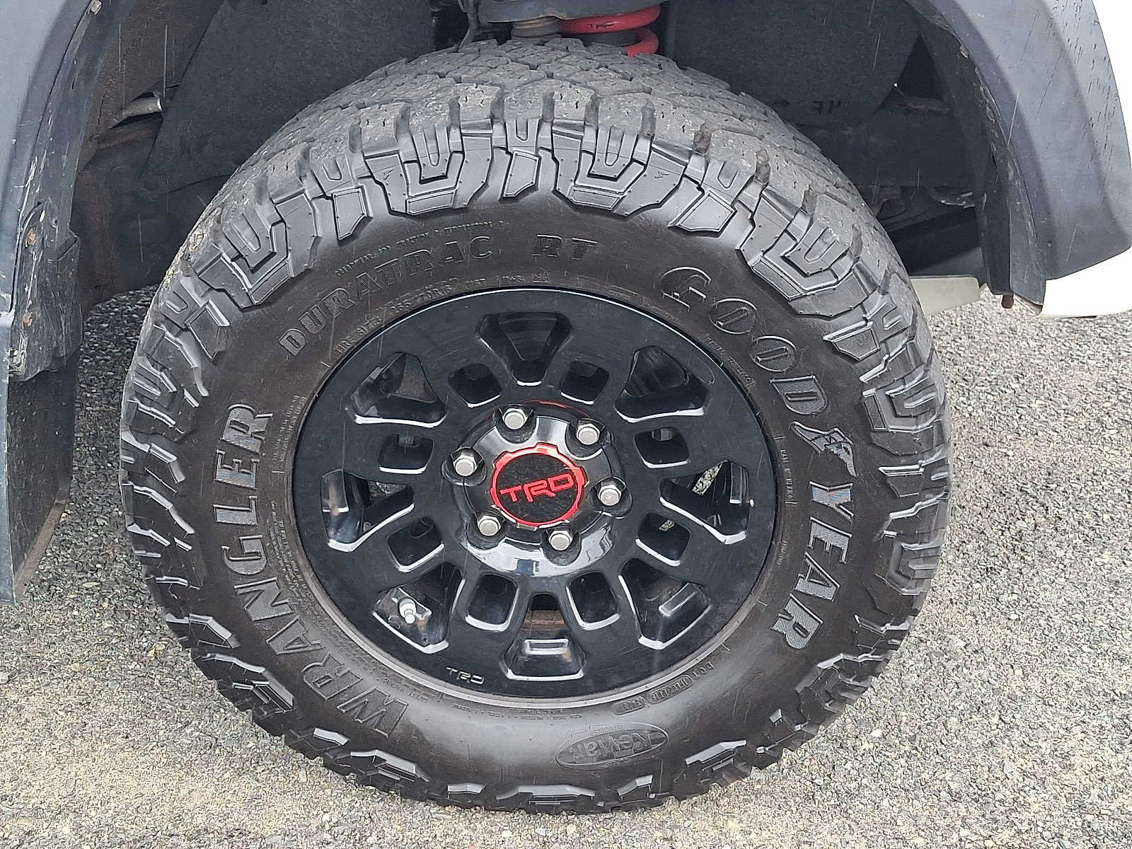 Used 2017 Toyota Tacoma TRD Pro AWD/4WD image 8