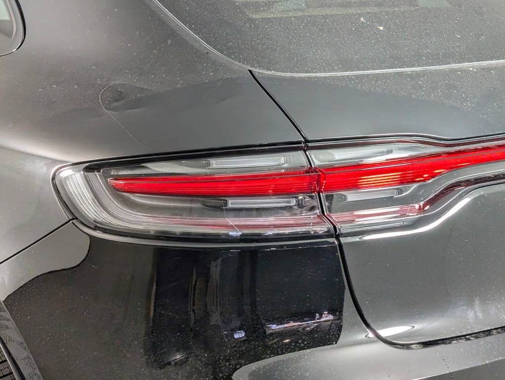 New 2026 Porsche Macan image 14