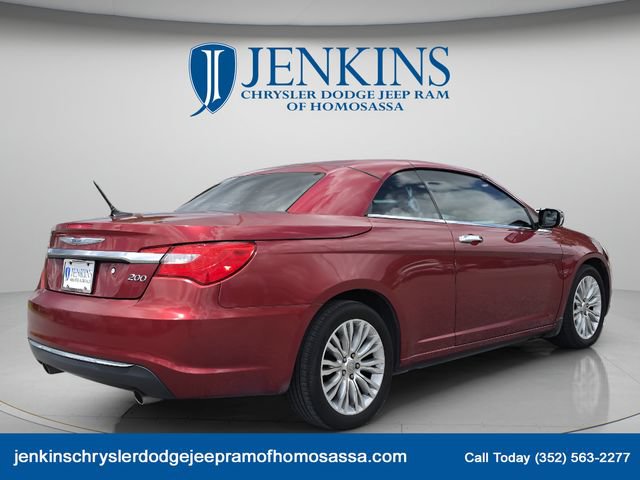 Used 2012 Chrysler 200 Limited FWD image 5