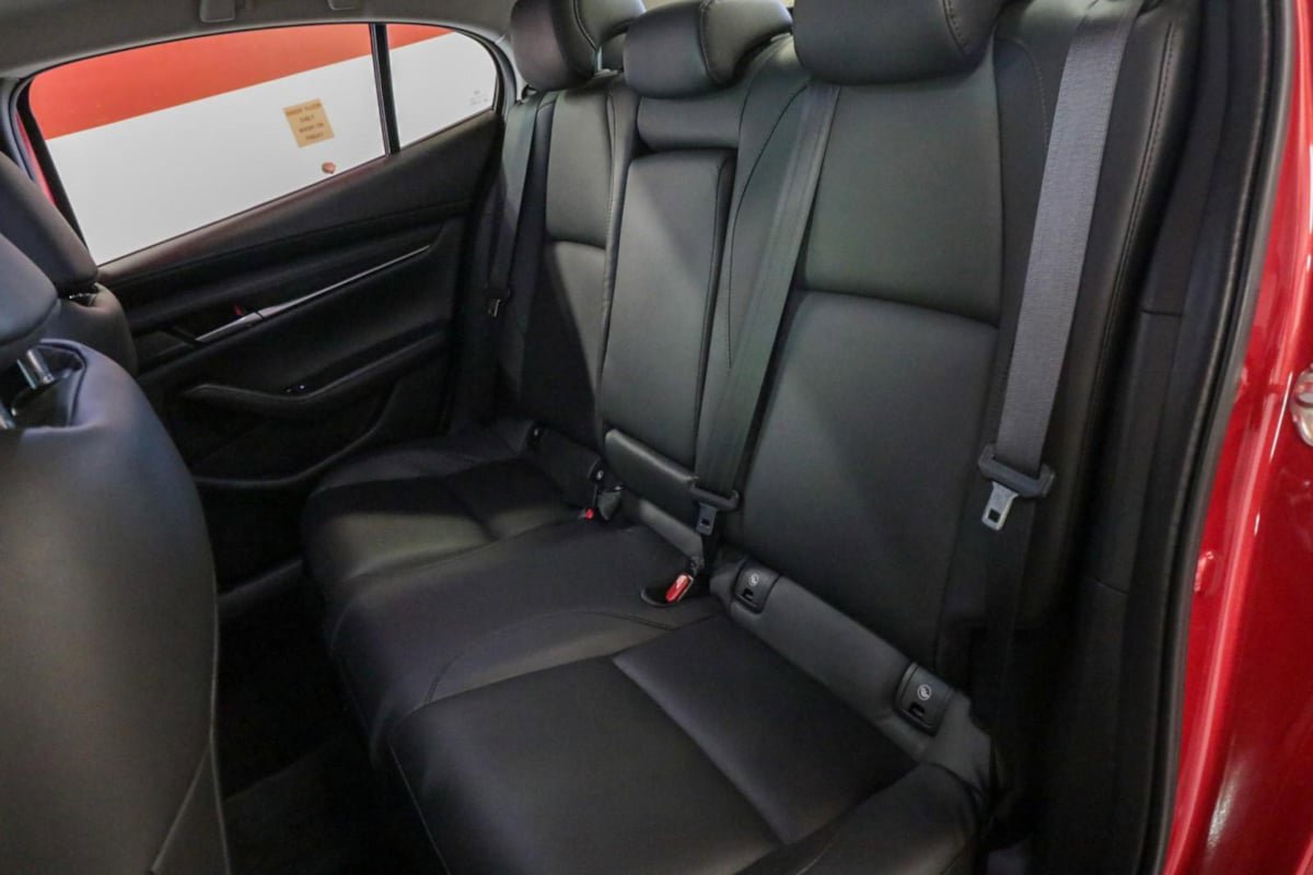 Used 2024 MAZDA MAZDA3 s image 13