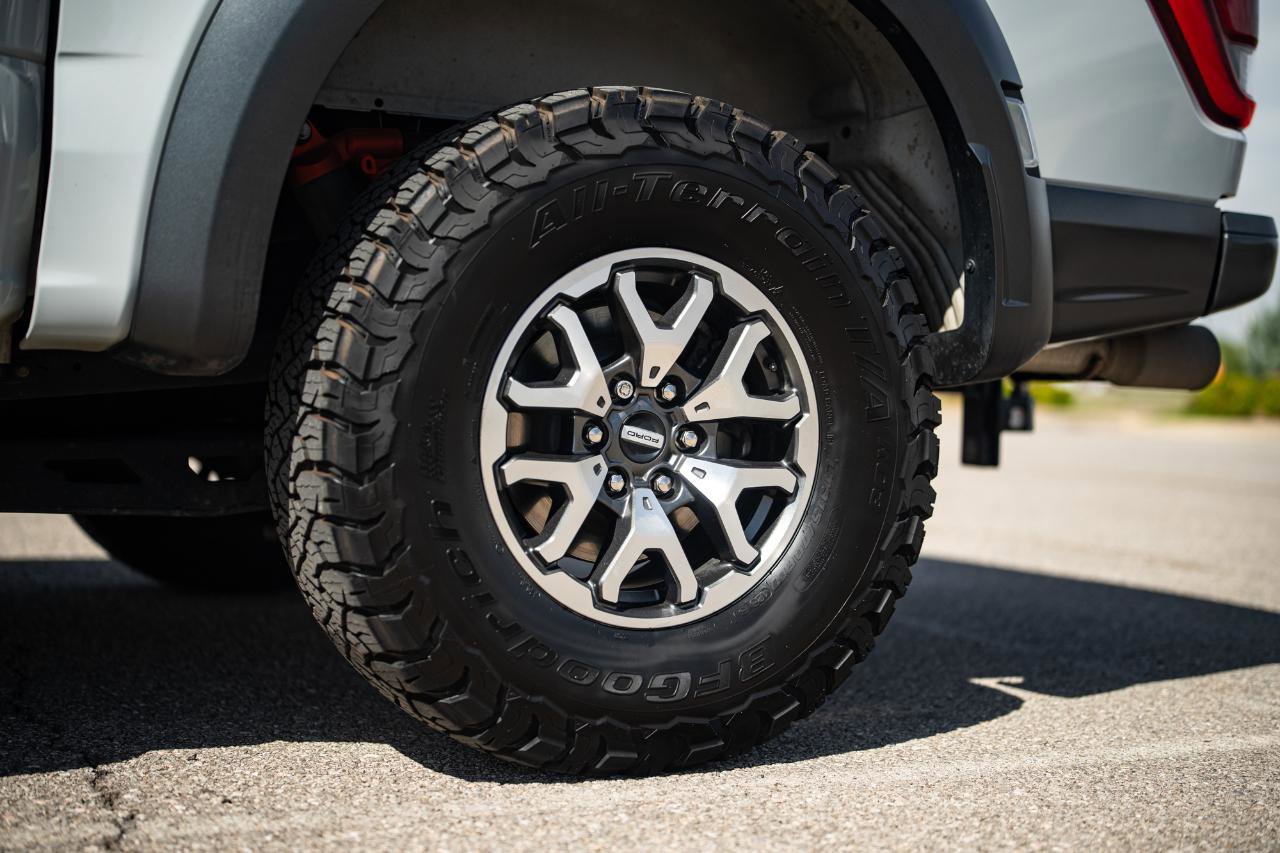 Used 2023 Ford F150 Raptor AWD/4WD image 24