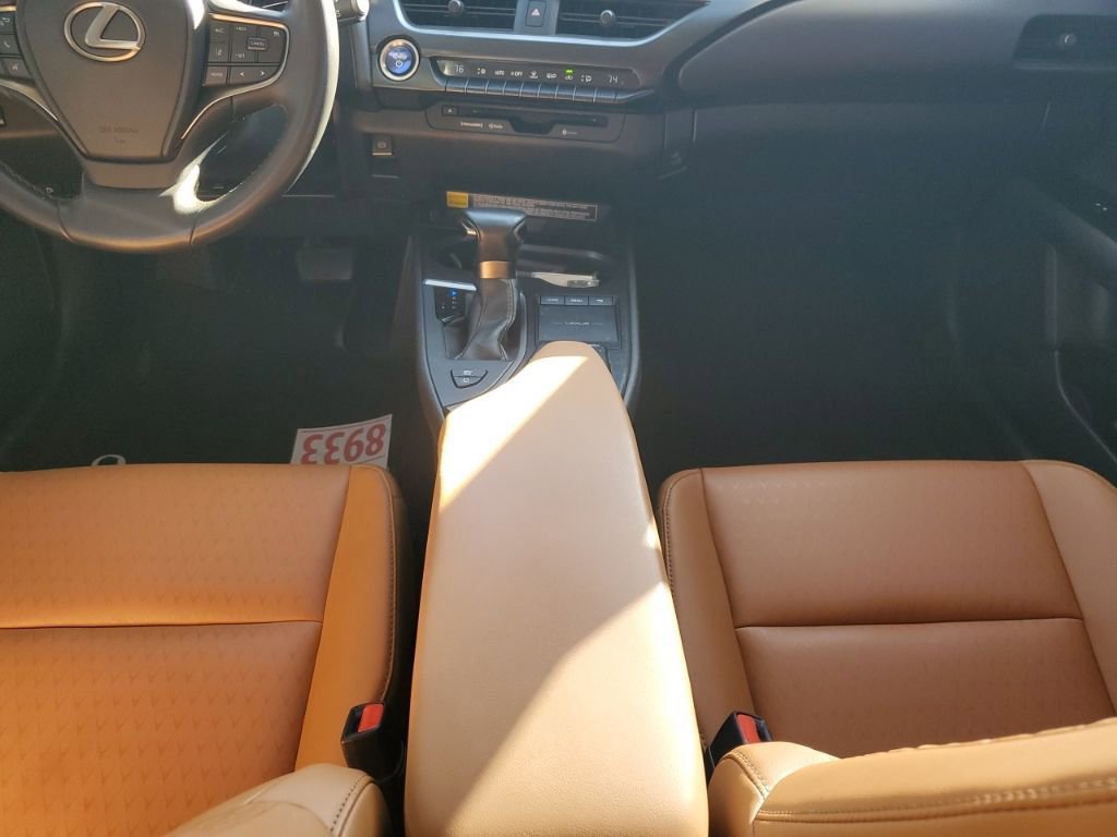 Used 2021 Lexus UX 250h AWD/4WD image 23