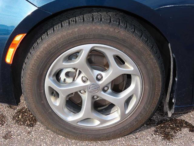 Used 2023 Chrysler Pacifica Limited image 13