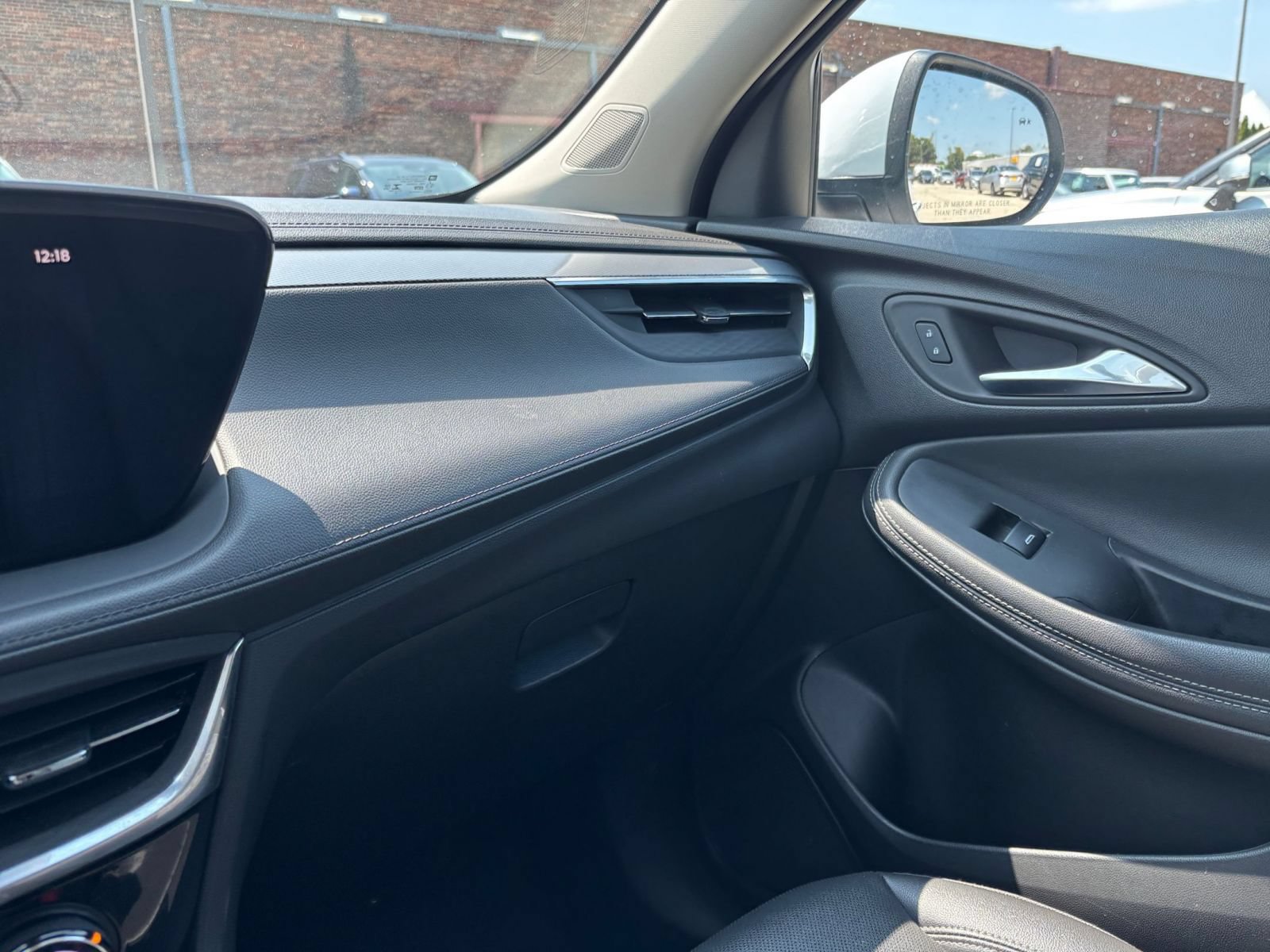 Used 2024 Buick Encore GX Sport Touring FWD image 32