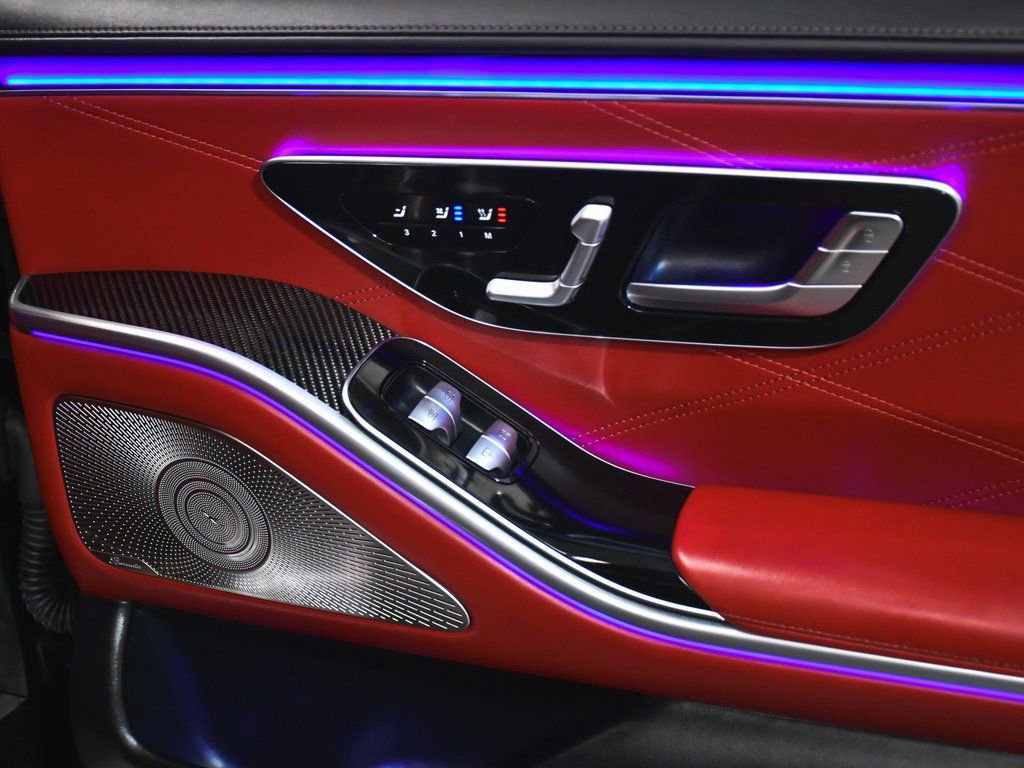 Used 2025 Mercedes-Benz S 63 AMG S w/ AMG Night Package image 17