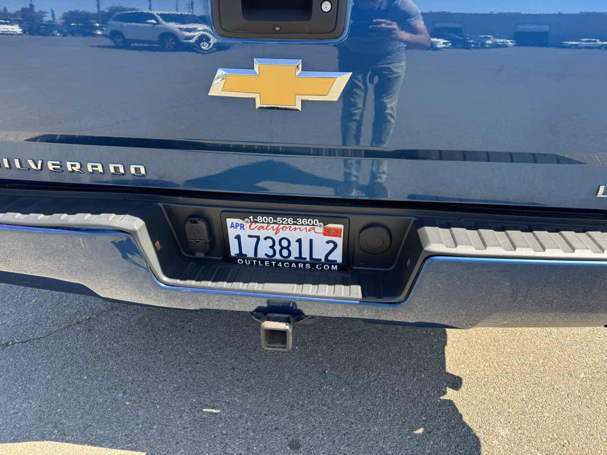 Used 2018 Chevrolet Silverado 1500 LT w/ All Star Edition image 11