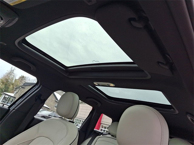 Used 2022 MINI Cooper Clubman S image 15