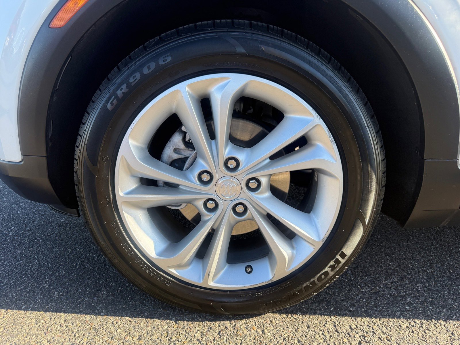 Used 2020 Buick Encore GX Preferred w/ Cold Weather Comfort Package image 9