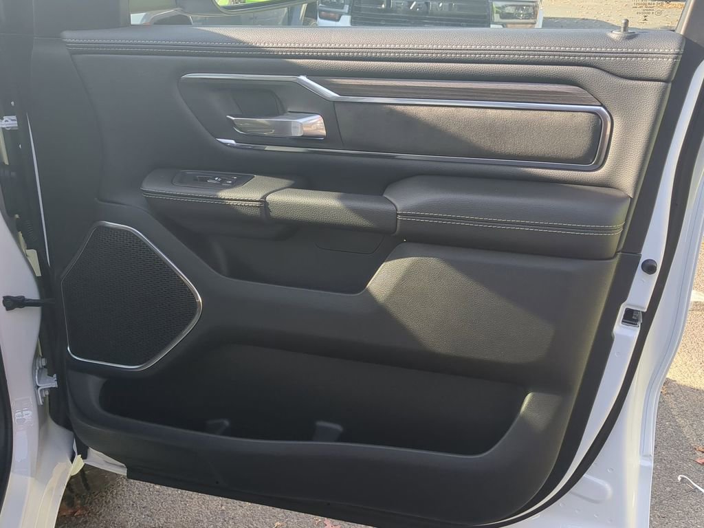 New 2026 RAM 1500 Laramie w/ Laramie Preferred Package AWD/4WD image 21