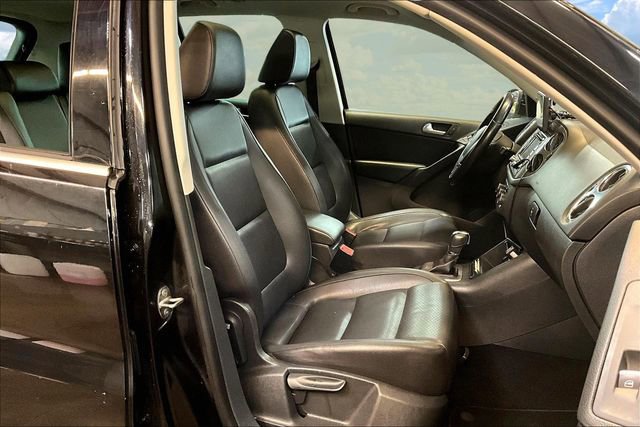 Used 2012 Volkswagen Tiguan S AWD/4WD image 29