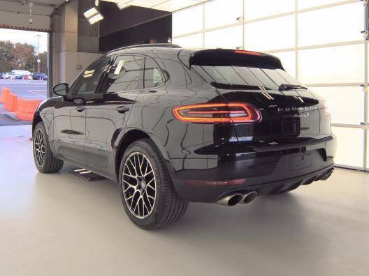 Used 2018 Porsche Macan S w/ Premium Package Plus AWD/4WD image 6