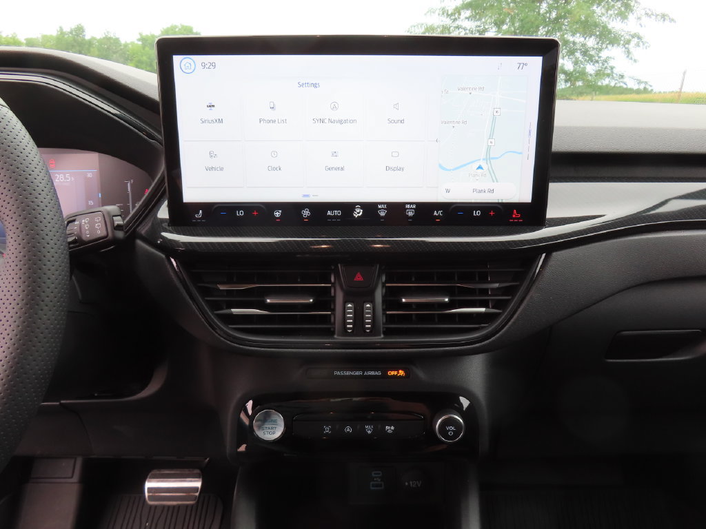 Used 2023 Ford Escape ST-Line w/ Tech Pack #1 AWD/4WD image 16