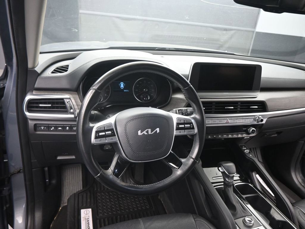 Used 2022 Kia Telluride EX w/ EX Premium Package image 15