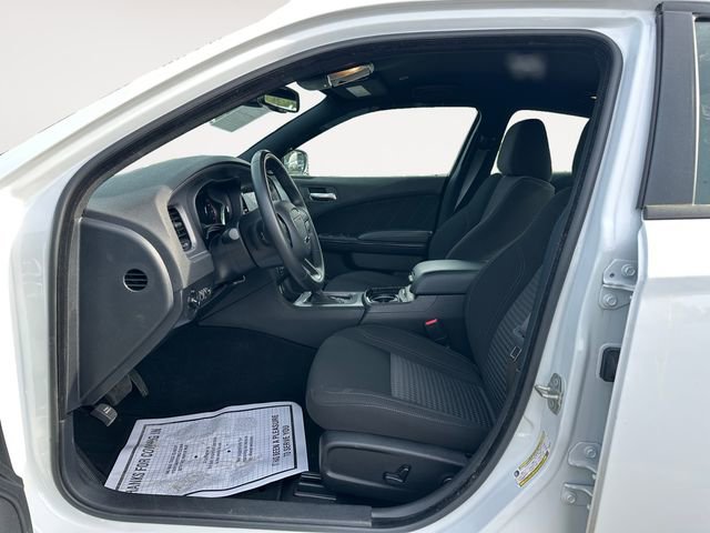 Used 2023 Dodge Charger SXT w/ Blacktop Package image 9