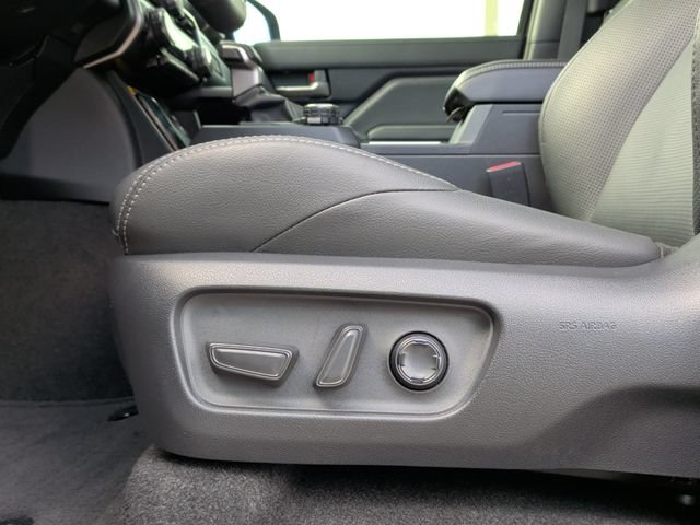 Used 2026 Toyota 4Runner Limited AWD/4WD image 14