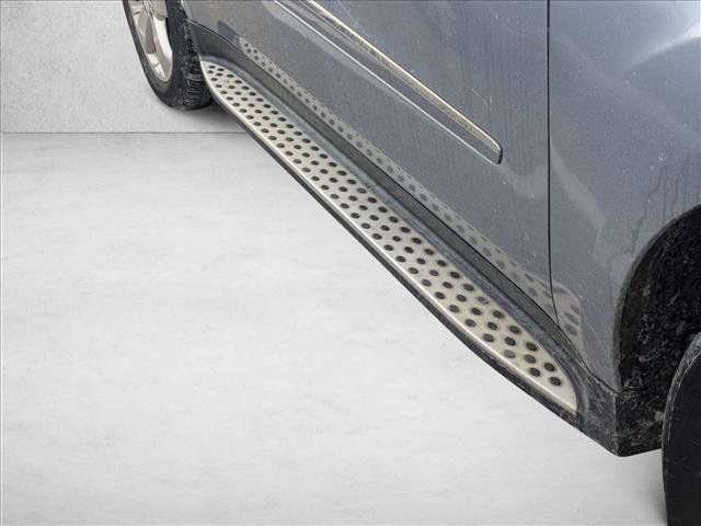 Used 2010 Mercedes-Benz ML 350 2WD image 11