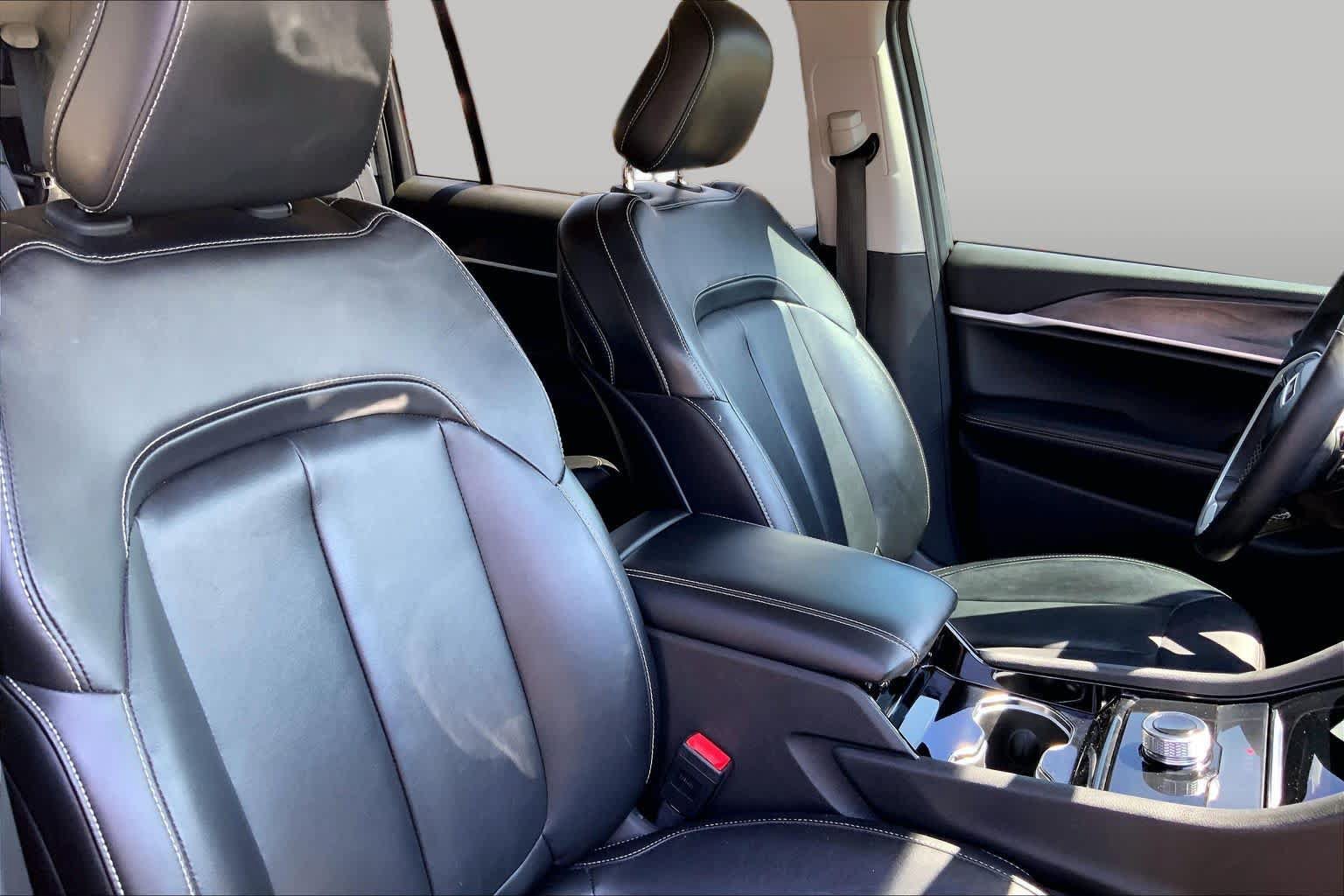 Used 2021 Jeep Grand Cherokee L Limited RWD image 9