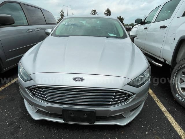 Used 2017 Ford Fusion S FWD image 3