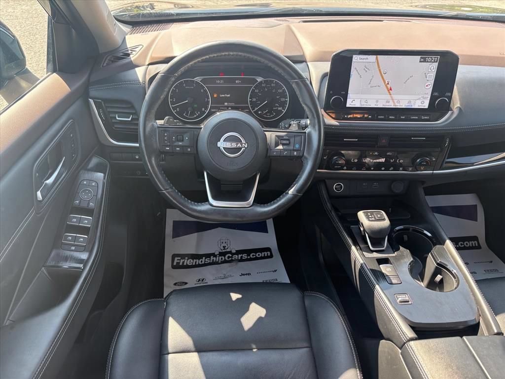 Used 2023 Nissan Rogue SL w/ SL Premium Package FWD image 3