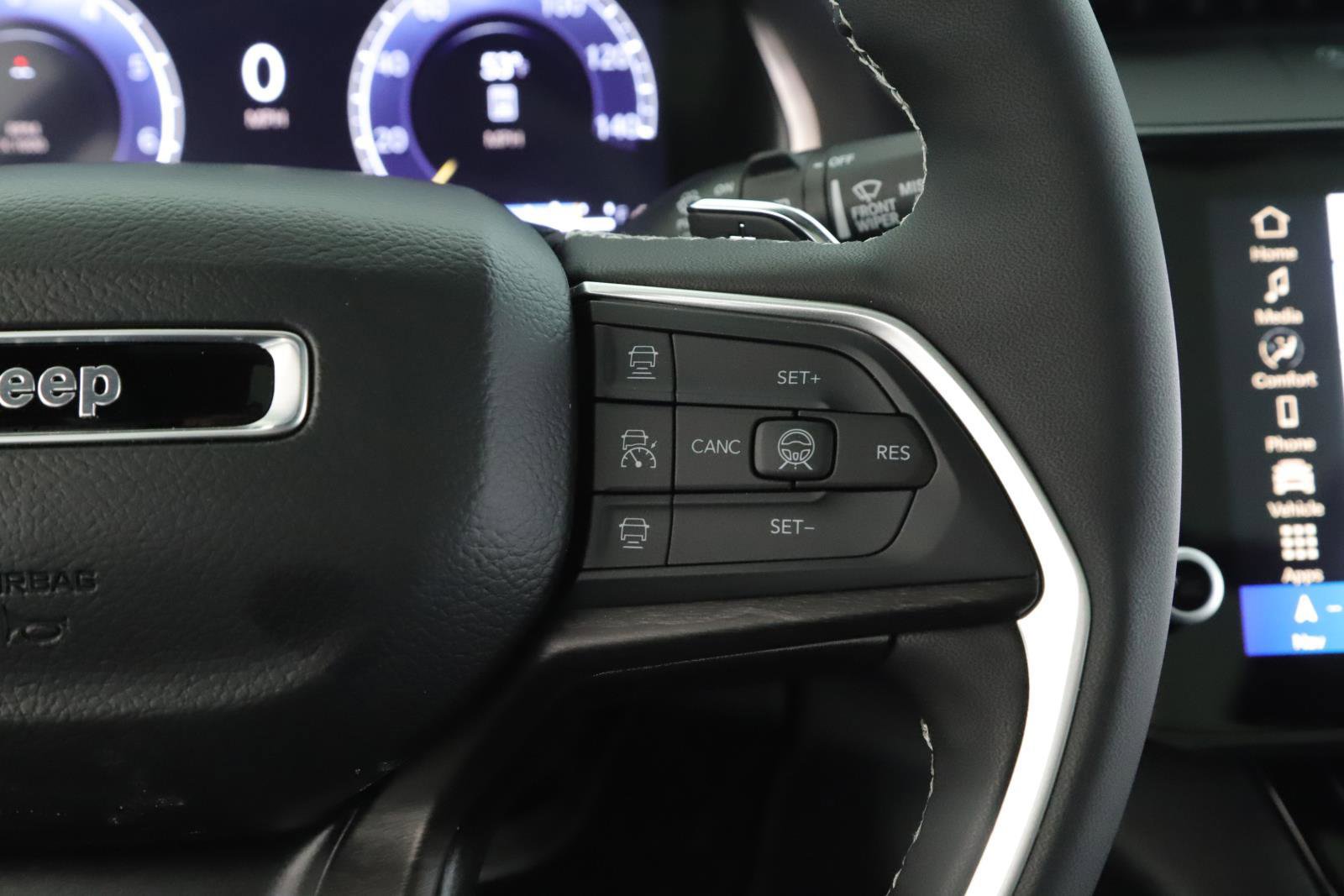 New 2026 Jeep Grand Cherokee Limited w/ Limited Altitude Package image 7