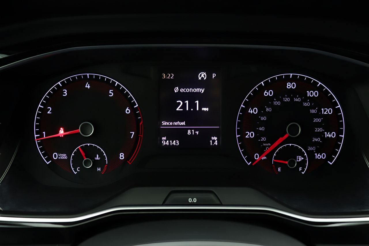 Used 2019 Volkswagen Jetta R-Line FWD image 11