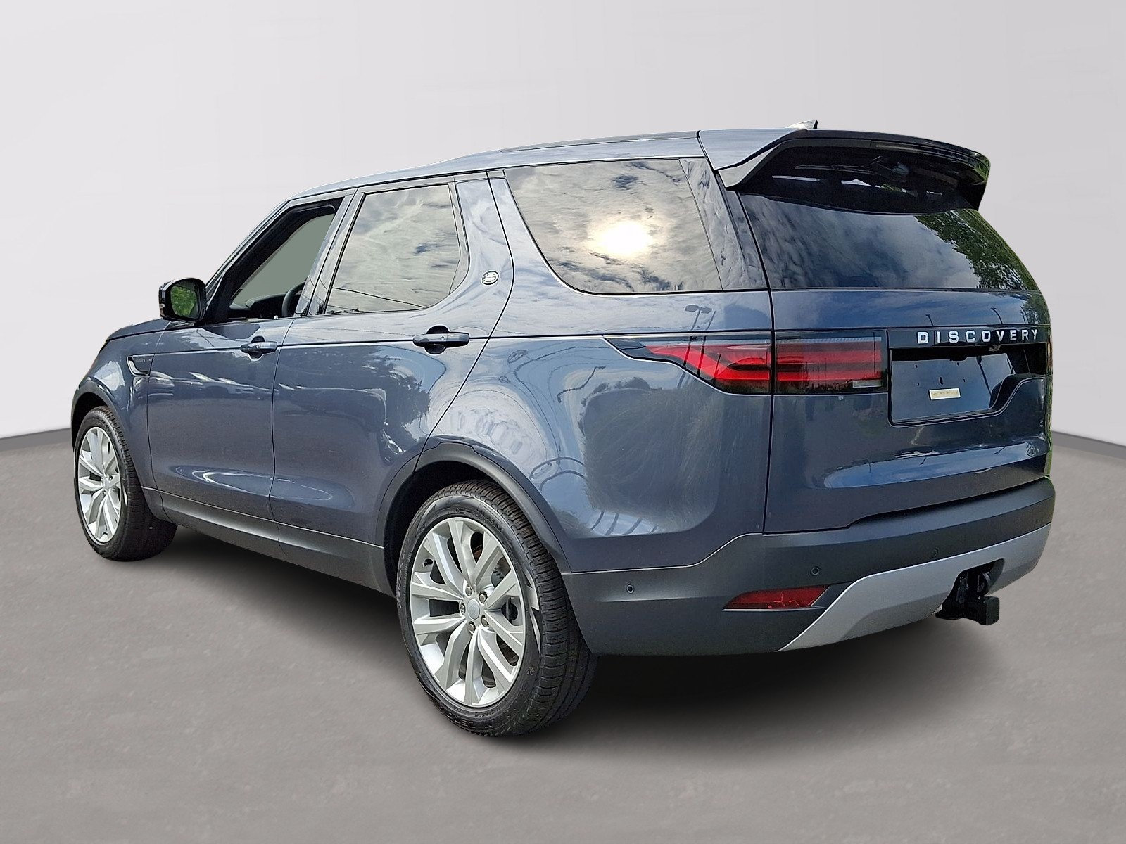 New 2026 Land Rover Discovery S AWD/4WD image 4