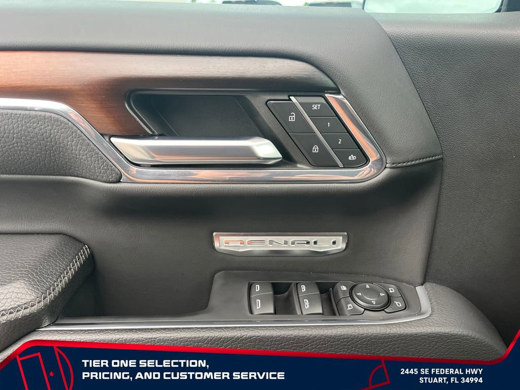 Used 2024 GMC Sierra 1500 Denali w/ Denali Reserve Package AWD/4WD image 17