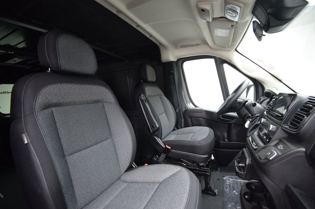 New 2026 RAM ProMaster 2500 w/ Convenience Group image 16