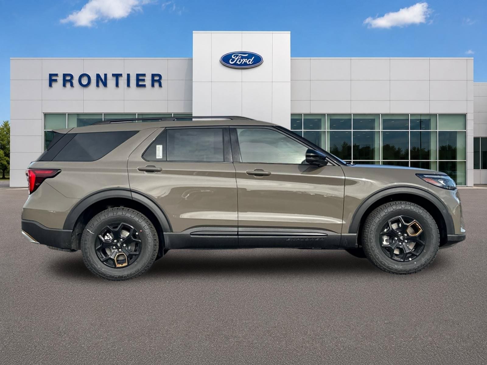 New 2026 Ford Explorer Tremor AWD/4WD image 2