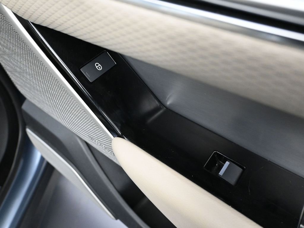 Used 2020 Land Rover Range Rover Velar R-Dynamic S image 49