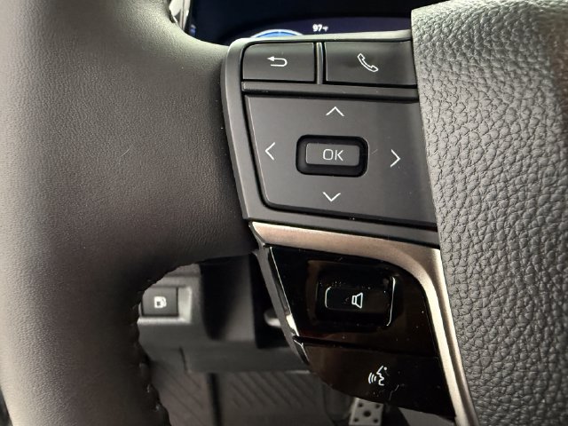 Used 2026 Toyota Camry XSE w/ Premium Plus Package FWD image 10