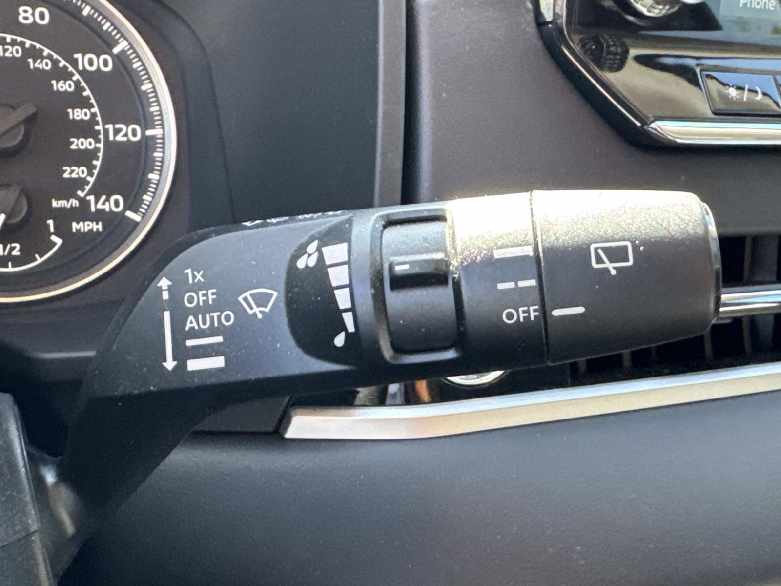 Used 2023 Mitsubishi Outlander SE image 26