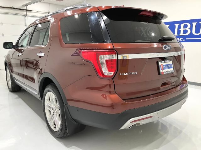 Used 2016 Ford Explorer Limited w/ Equipment Group 301A AWD/4WD image 15