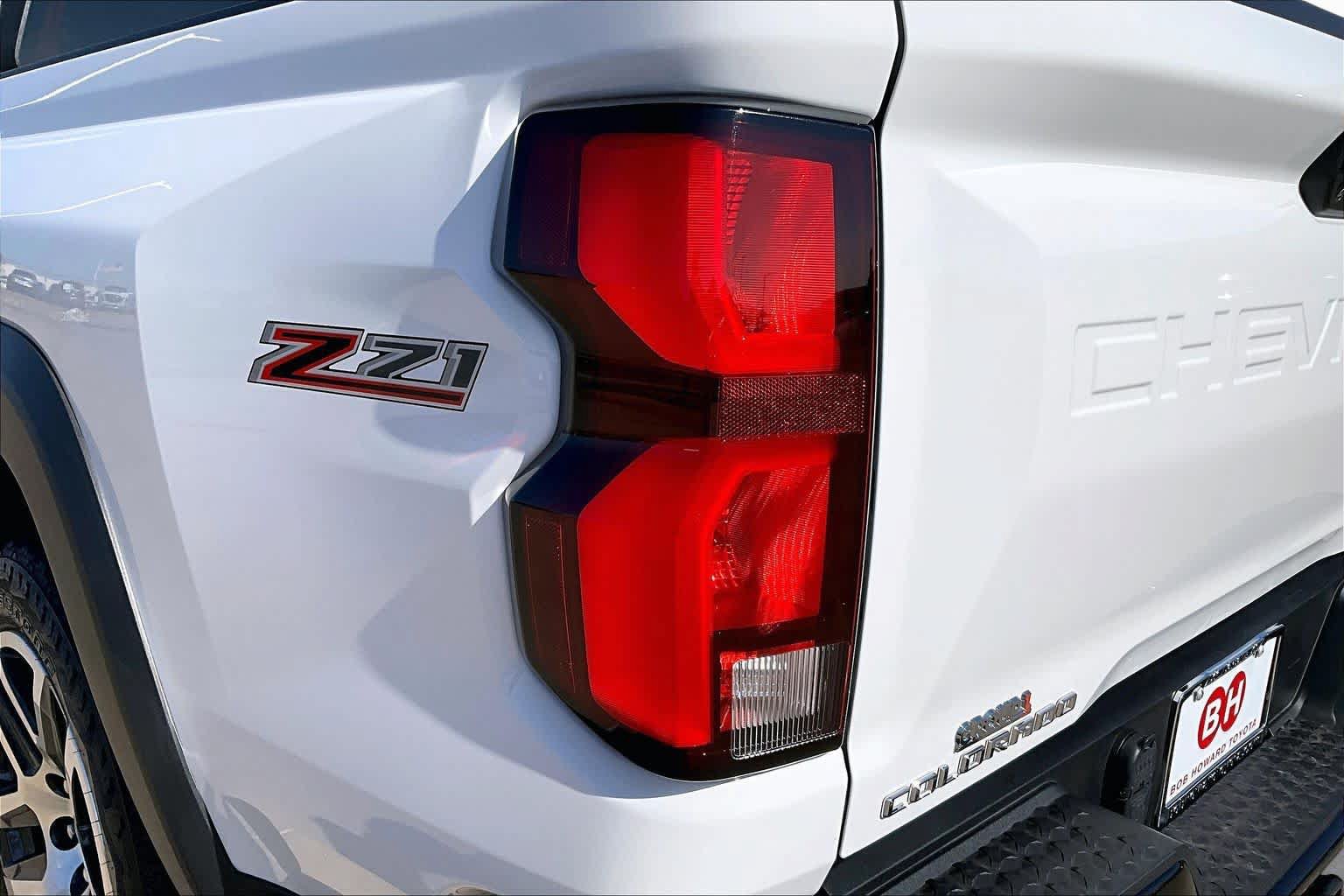 Used 2024 Chevrolet Colorado Z71 w/ Z71 Convenience Package 2 AWD/4WD image 27