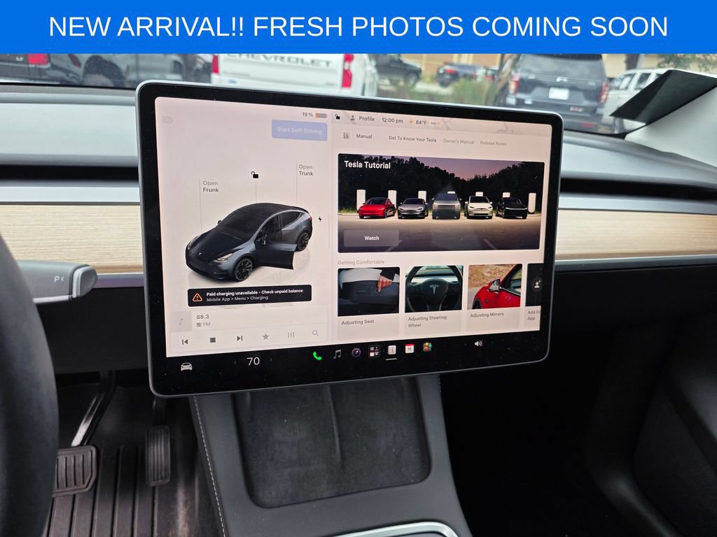 Used 2024 Tesla Model Y Long Range RWD image 11