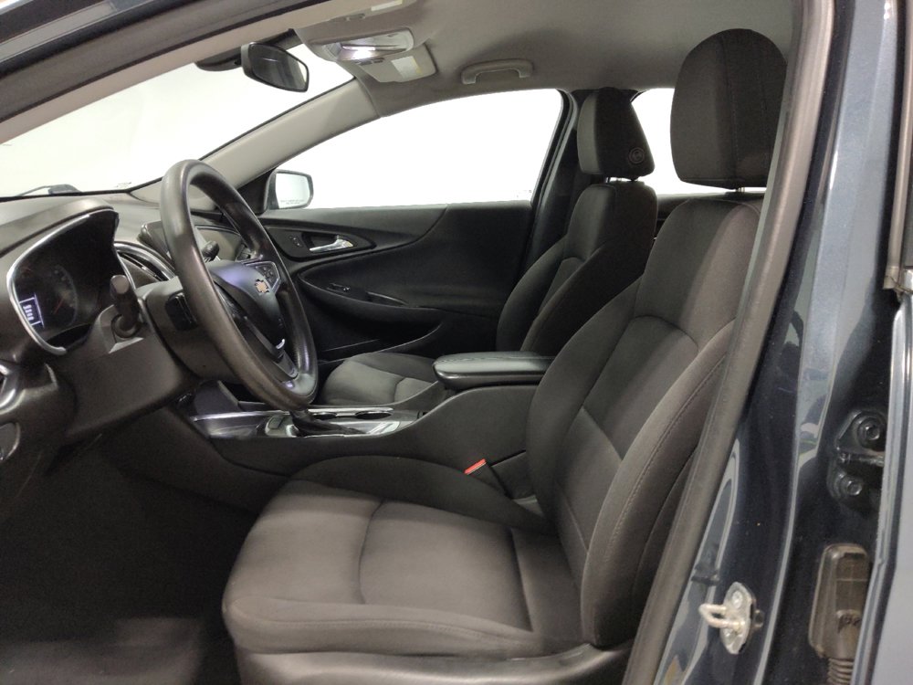 Used 2019 Chevrolet Malibu LT image 17