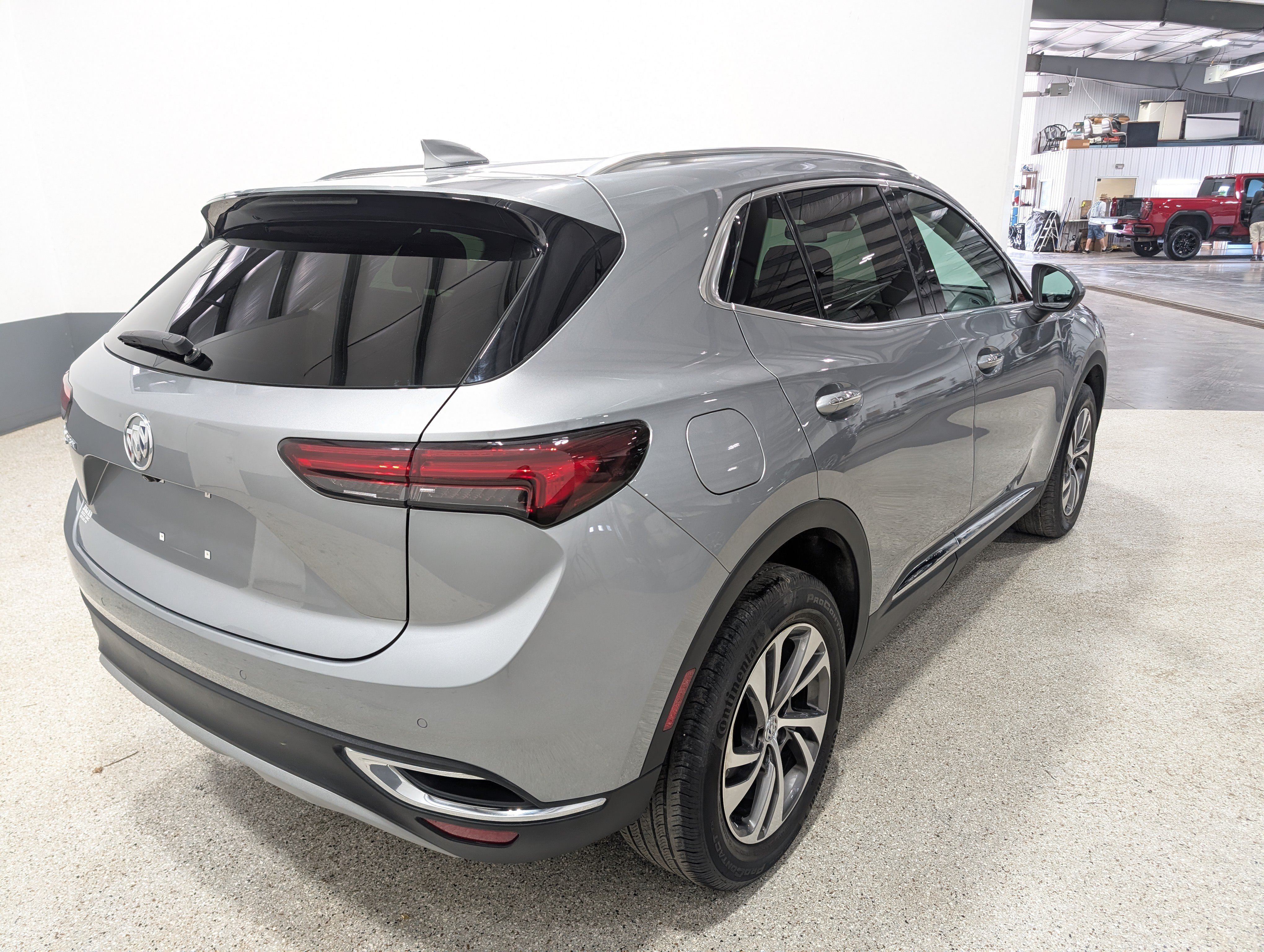 Used 2023 Buick Envision Essence AWD/4WD image 3