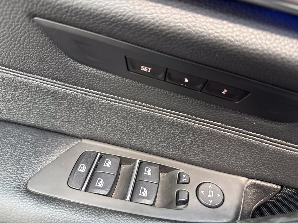 Used 2018 BMW 530i xDrive AWD/4WD image 14