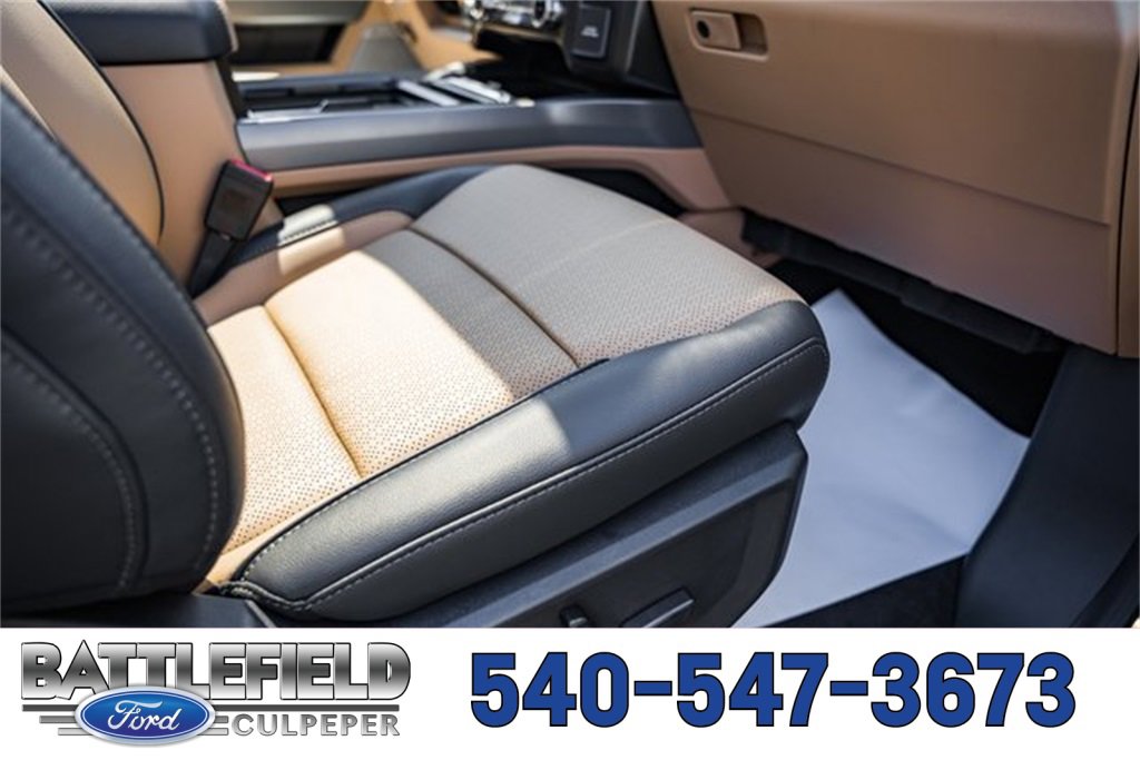 New 2026 Ford F250 Lariat image 38